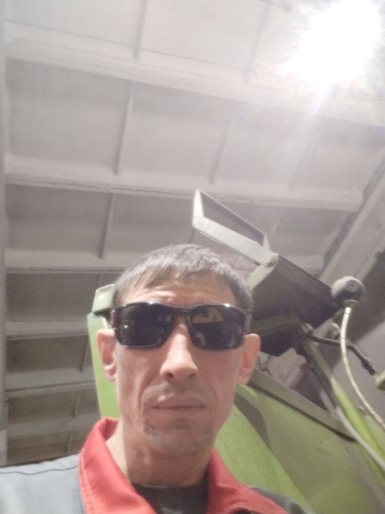  50835219  Alecs, 39 ,    