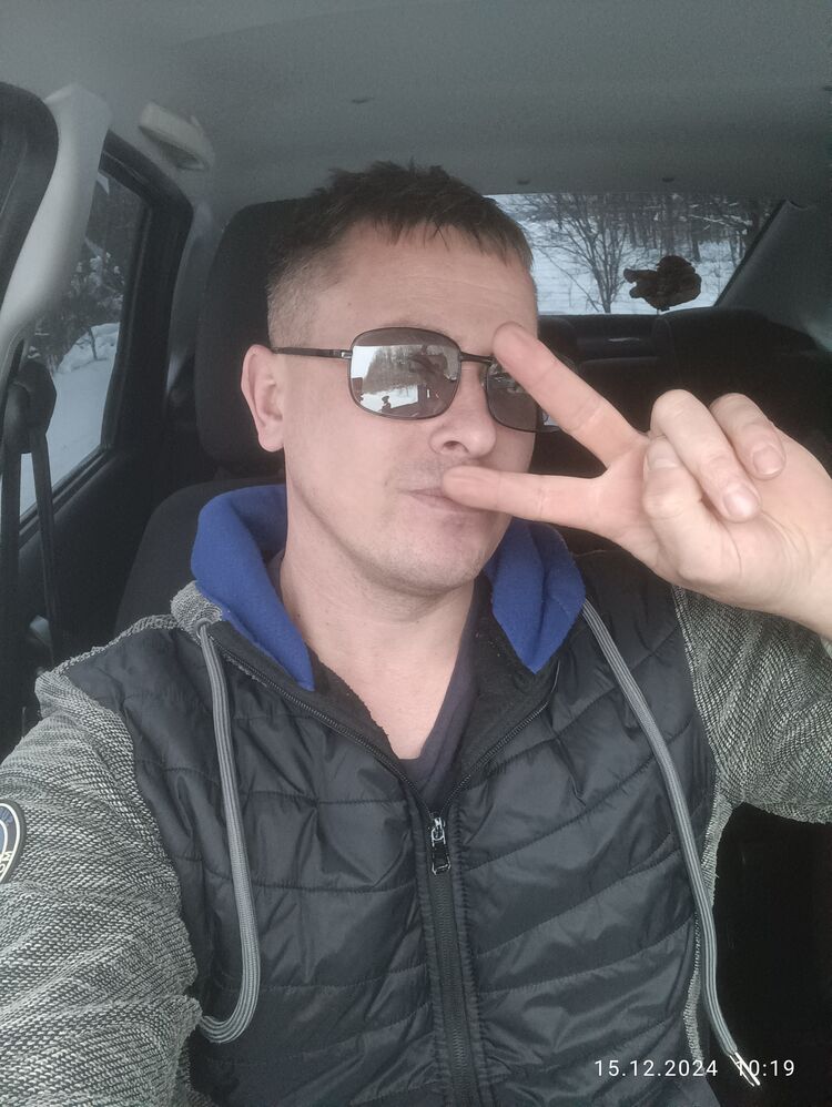  48247939  , 37 ,    