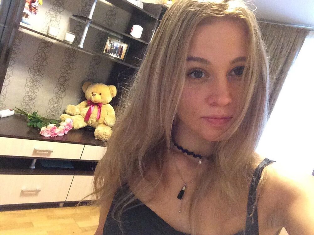  37385879  , 32 ,    -