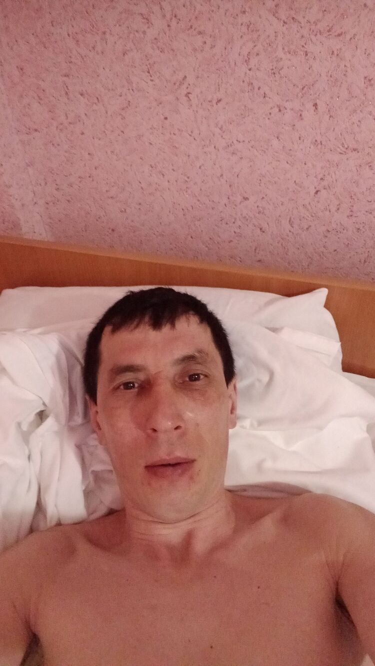  41955899  Alik, 40 ,    
