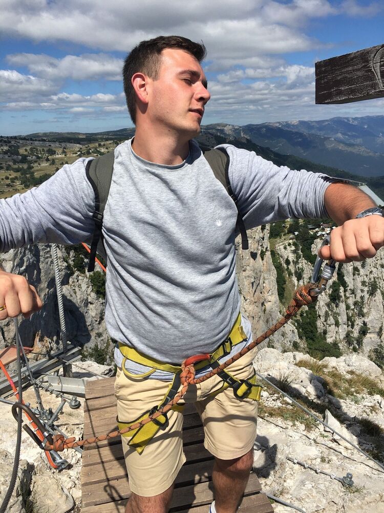 ���� 10584809 ������� ����, 33 ����, ���� ���������� � ������