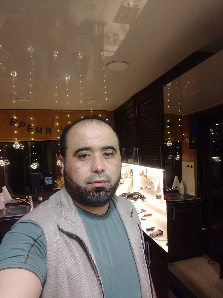  49957709  Umid, 34 ,    