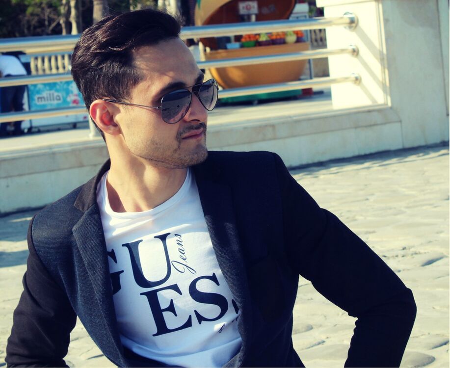  7445309  Emin, 34 ,    