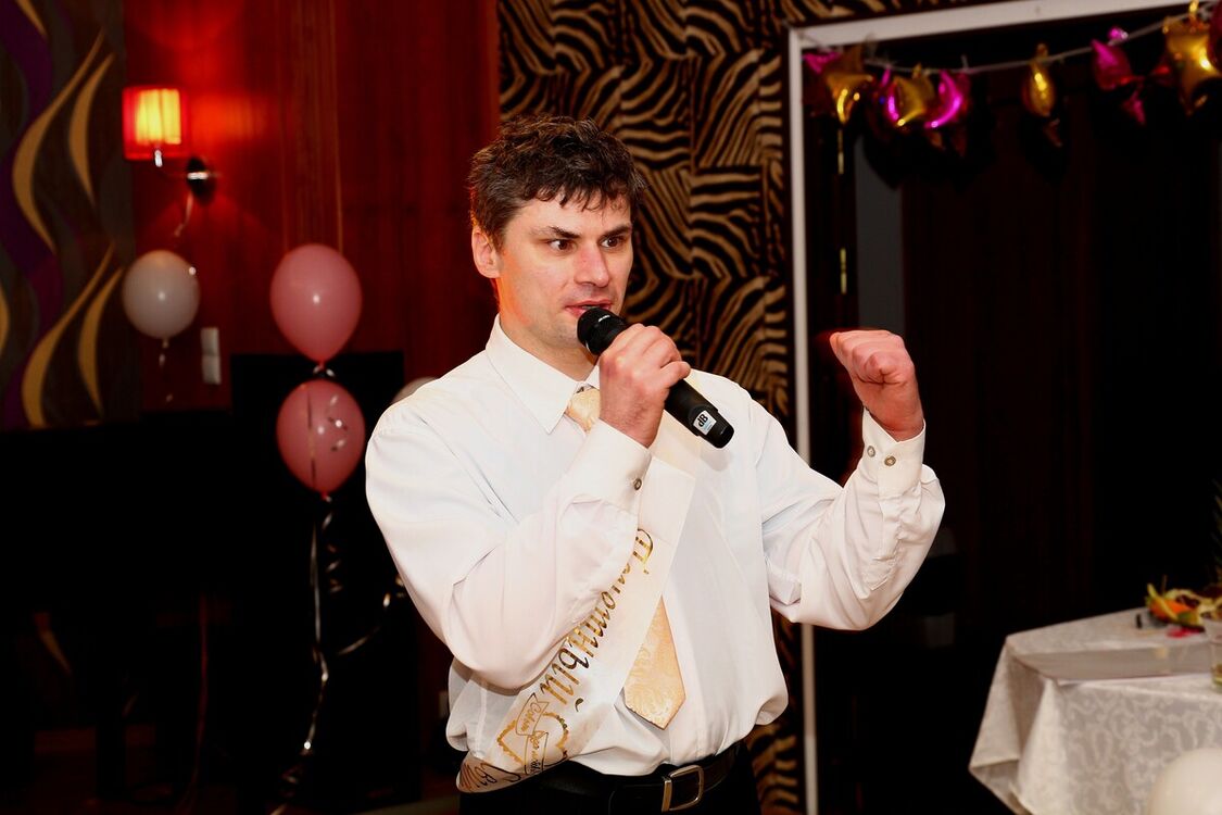  20690999  SERGEI, 45 ,    