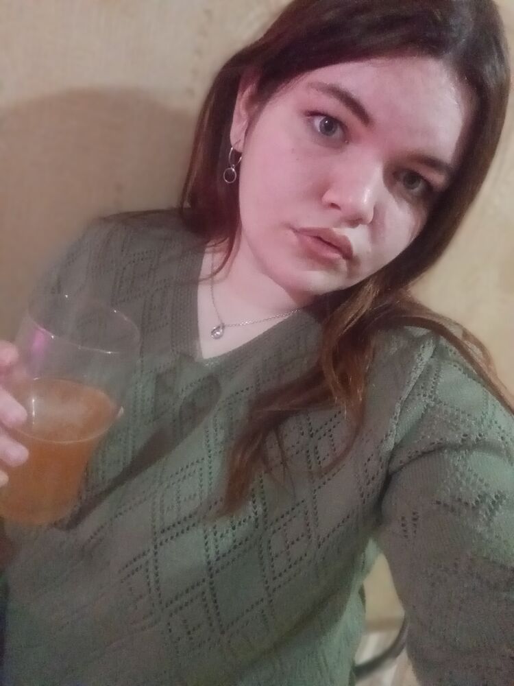  48024429  , 21 ,    