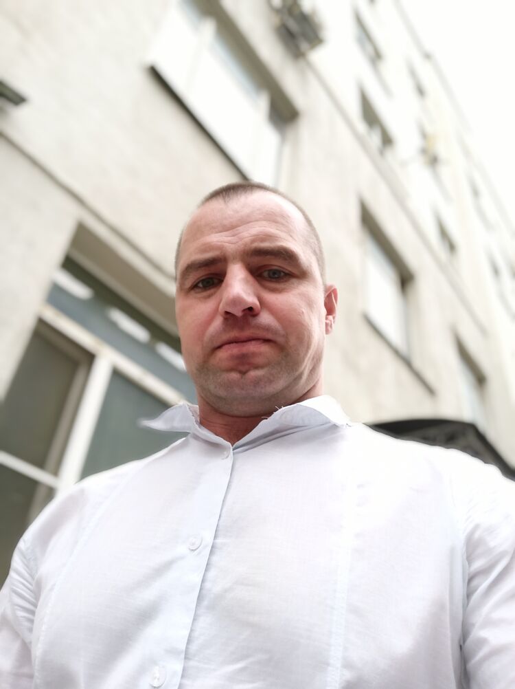  ,   Dima, 44 ,   ,   , c , 