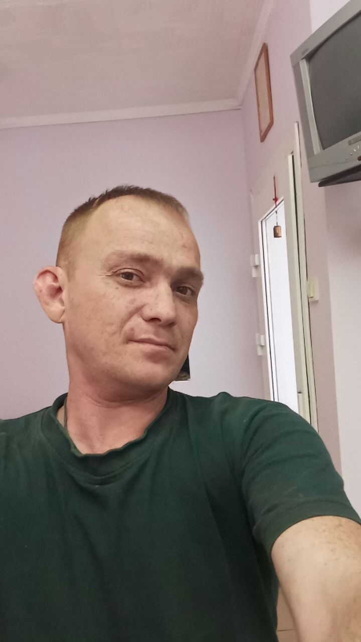  46648449  , 39 ,    --
