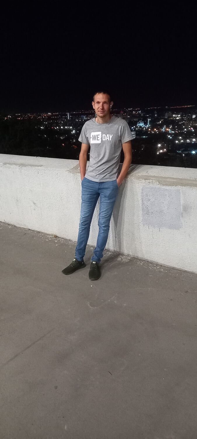  42312329  , 32 ,    