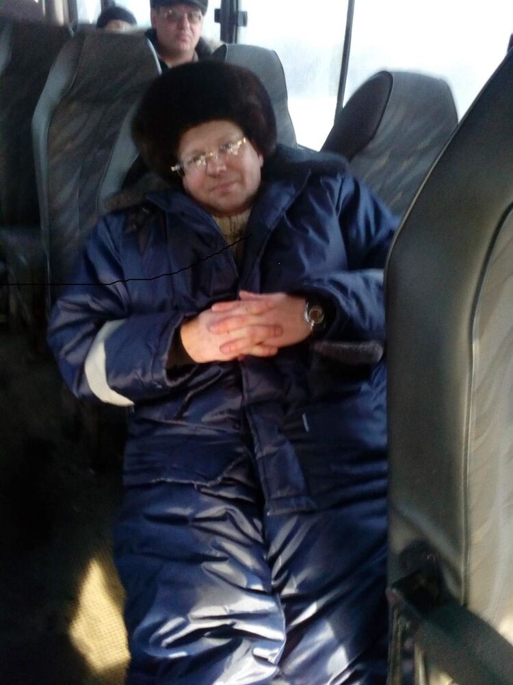  --,   , 44 ,   
