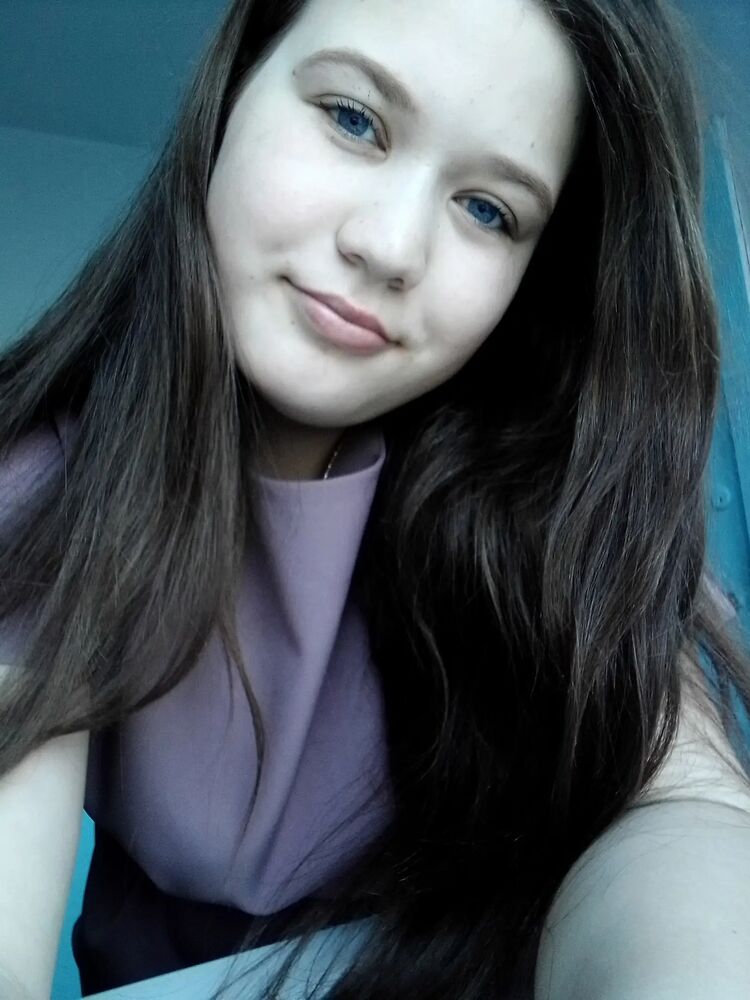  31065919  Maria, 21 ,    