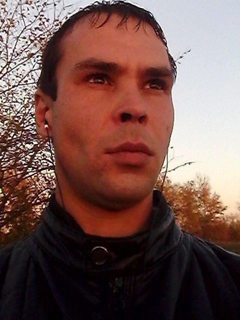  5703799  , 37 ,    