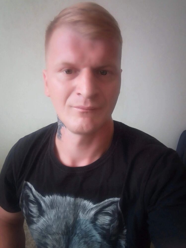  45888319  , 32 ,    