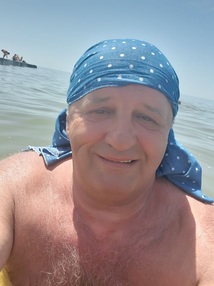  43680299  , 62 ,    