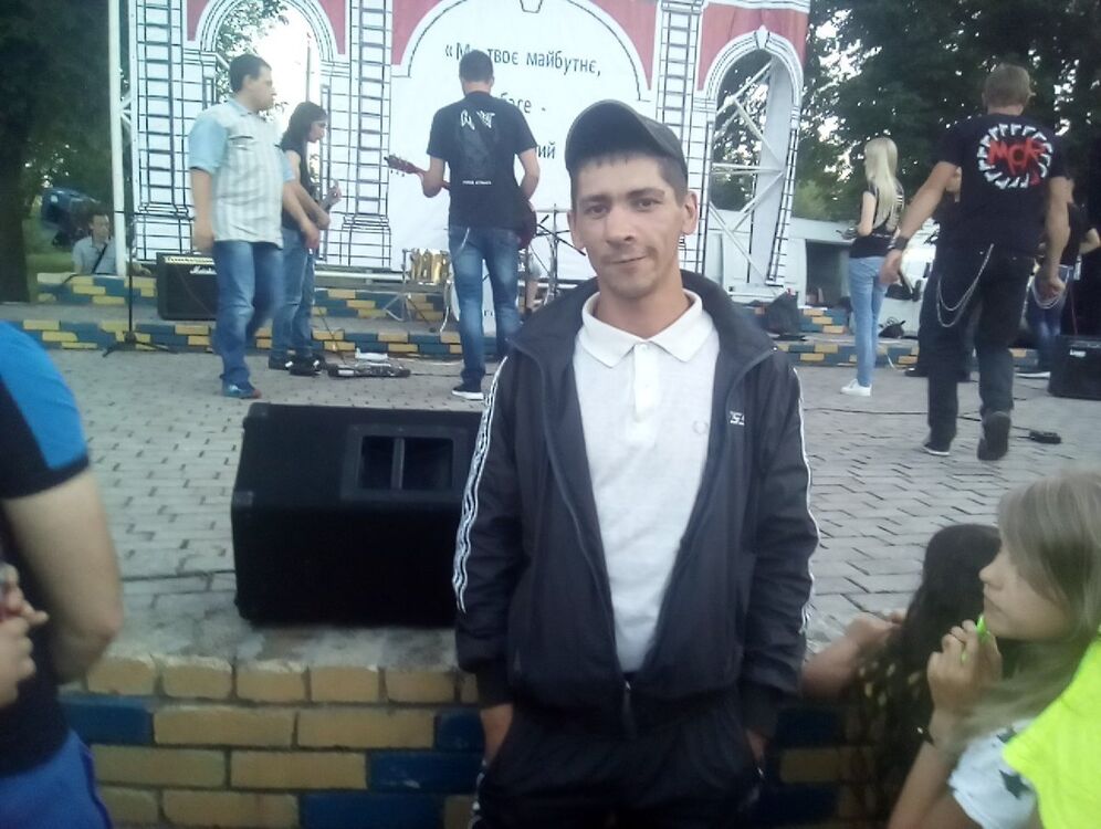  10375429  , 38 ,    