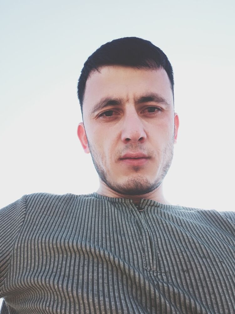 33555679  Doniyor, 26 ,    