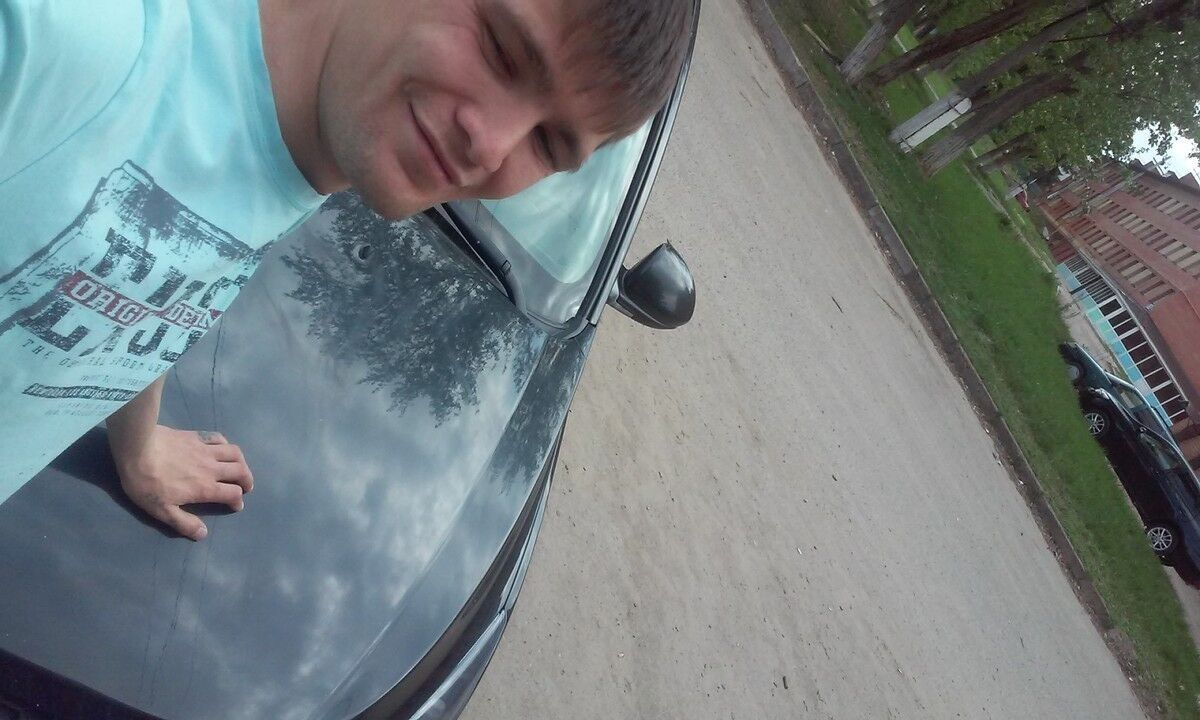  12309029  Vlad, 32 ,    