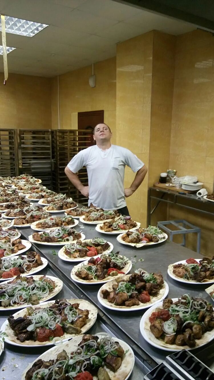  28334079  Vlad, 46 ,    --