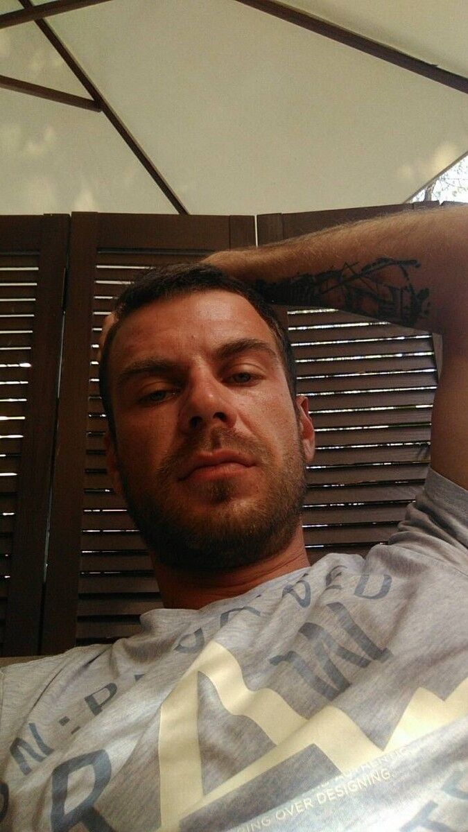  15612489  , 37 ,    