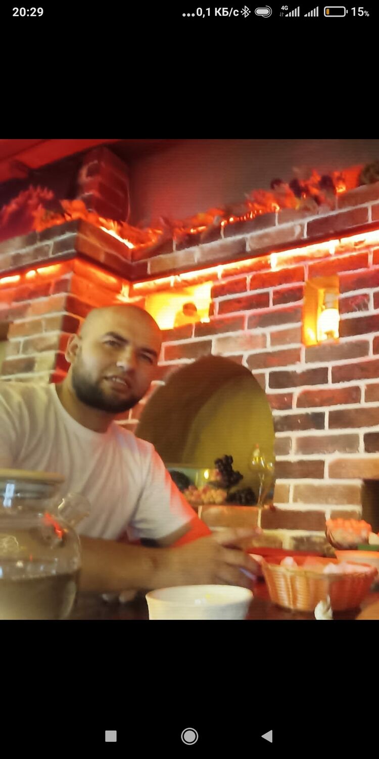  27108069  Aziz, 32 ,    Gobelins