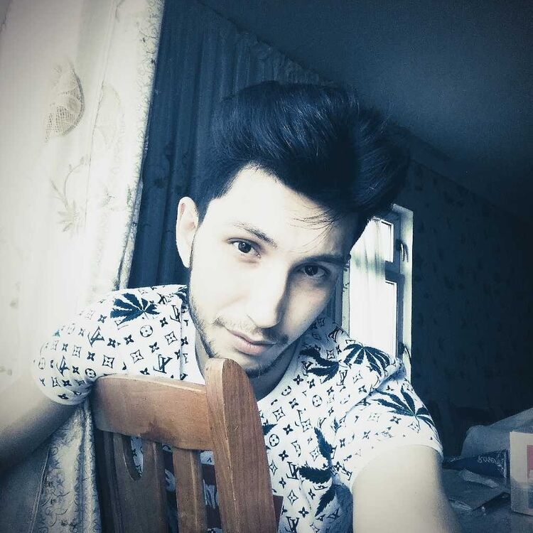  ,   RUSTAM, 32 ,   ,   , c 