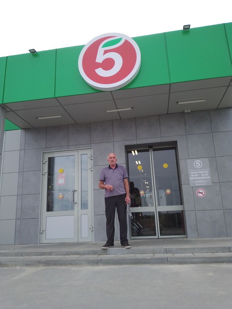  ,   Sergey, 37 ,   ,   
