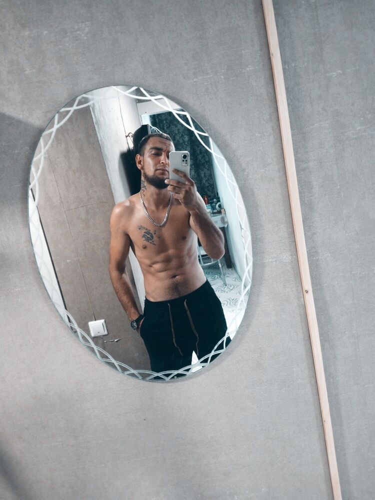  ,   Vlad, 27 ,   ,   