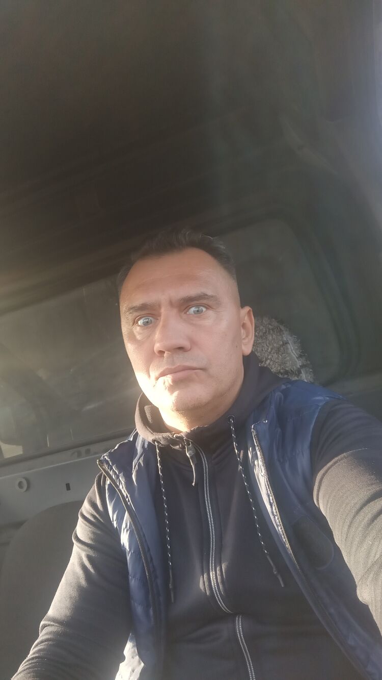  48356679  , 44 ,    