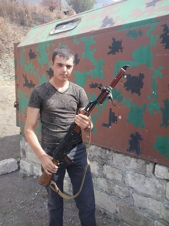  5025499  Paylak, 32 ,    