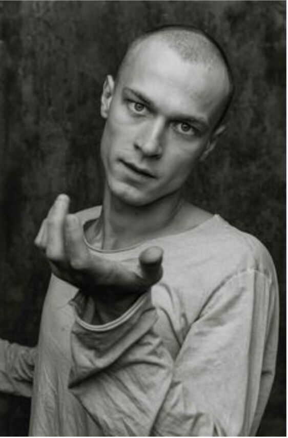  51392429  Andrey, 31 ,    