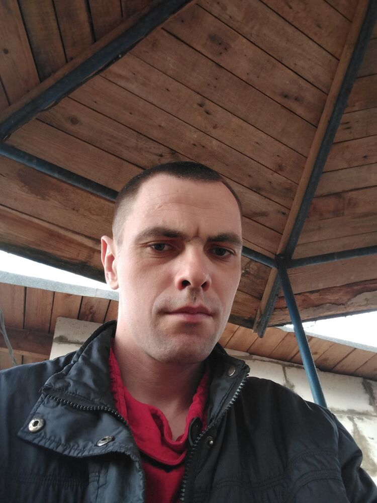 42190129  Oleg, 30 ,    