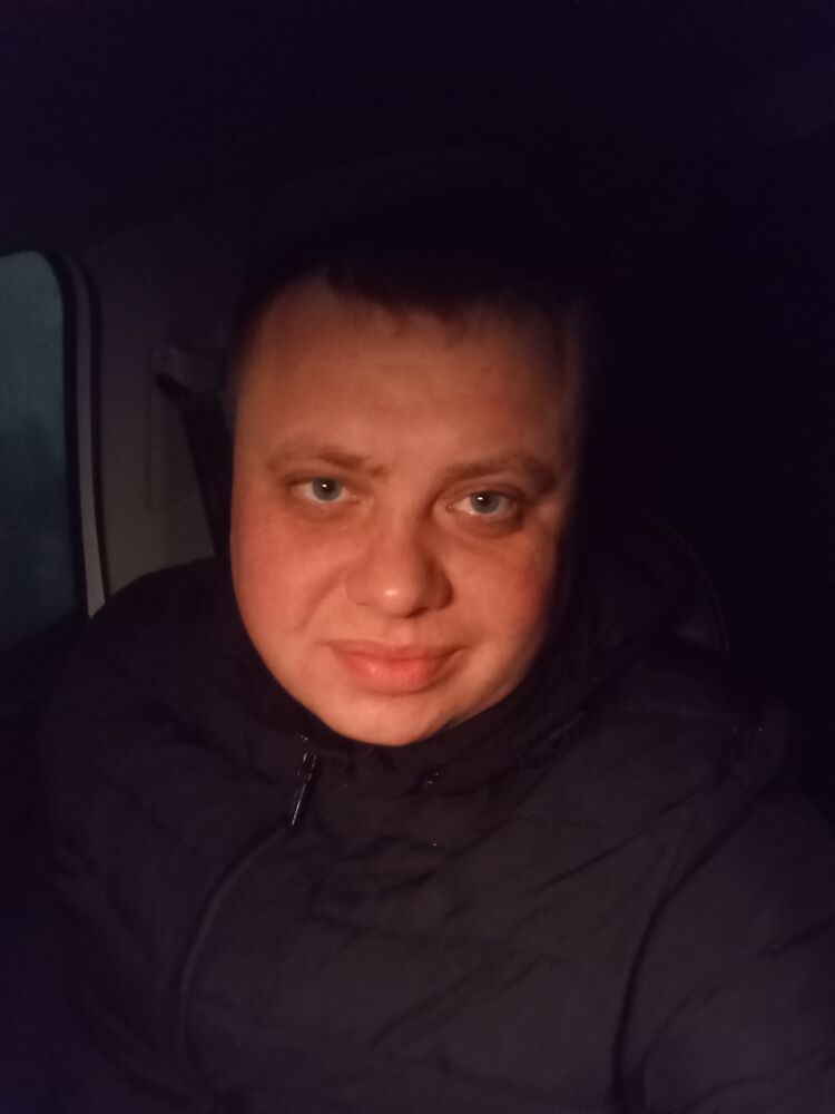  41219069  , 33 ,    
