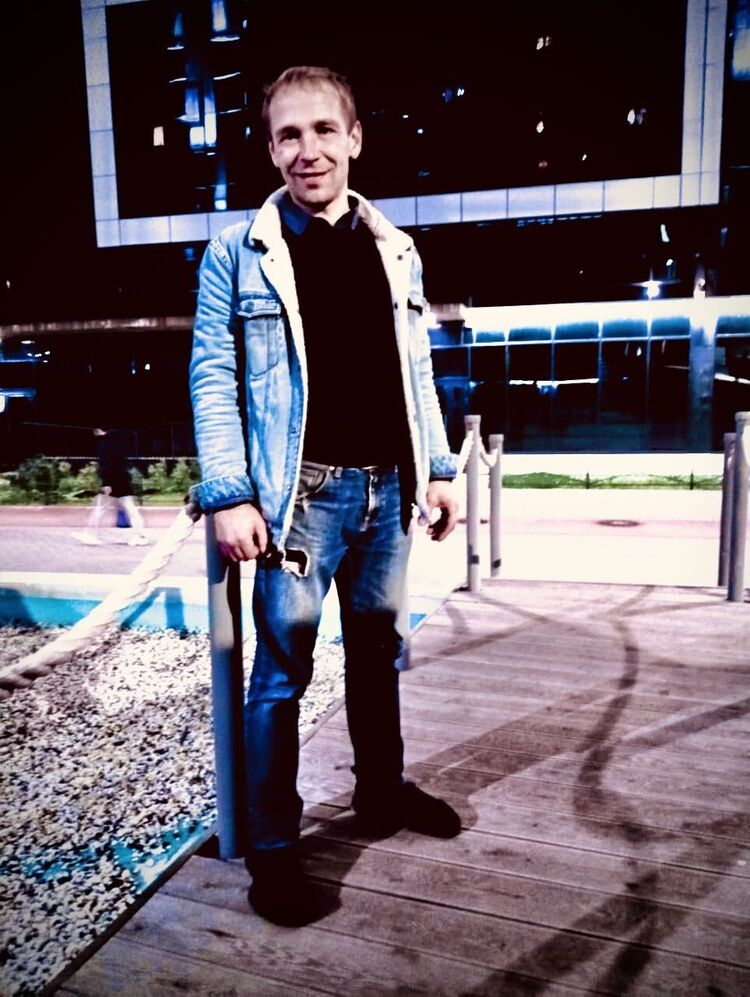  31963889  , 41 ,    -