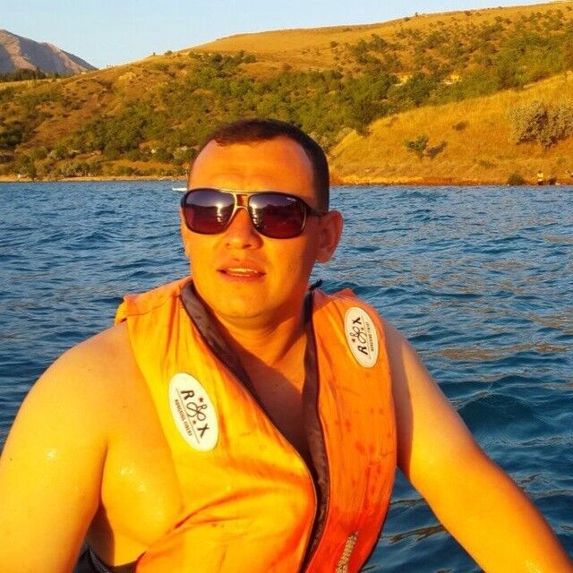  17063899  Alisher, 40 ,    
