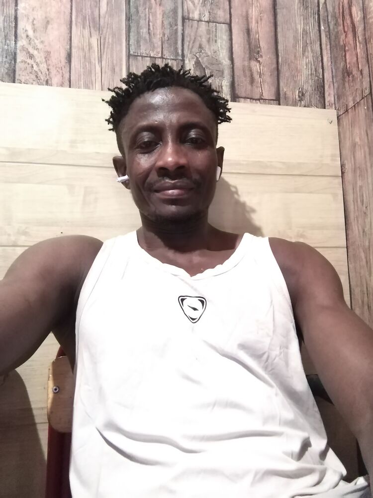  43191059  Joe, 39 ,    