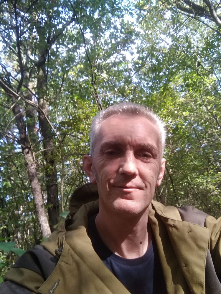  53059249  Oleg, 52 ,    