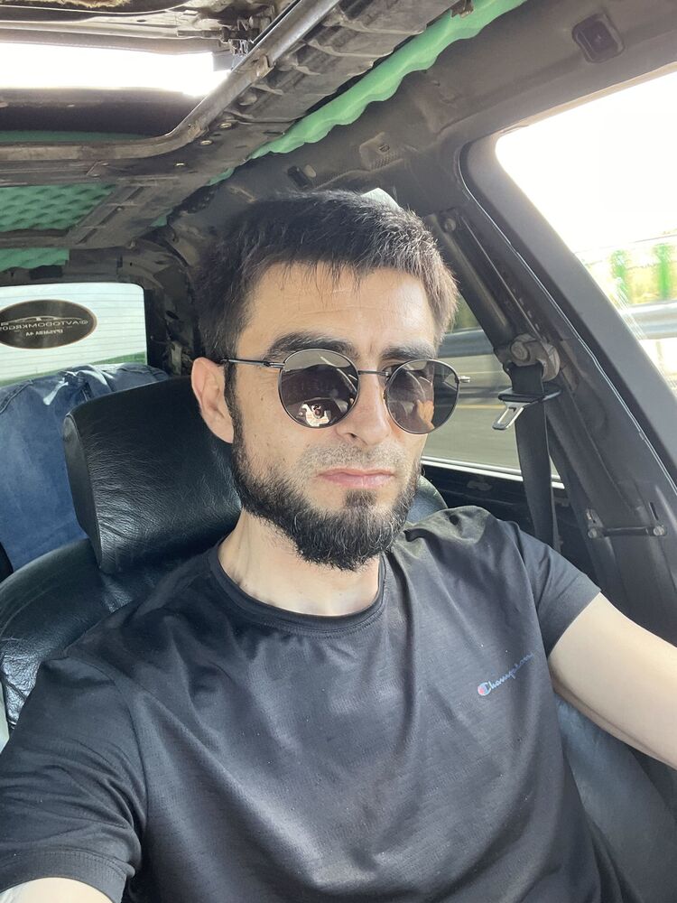  45708979  Ruslan, 35 ,    