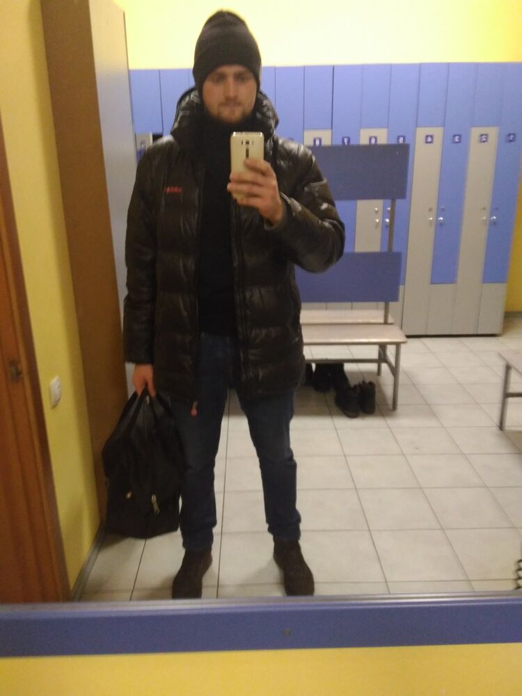 8563419  , 33 ,    