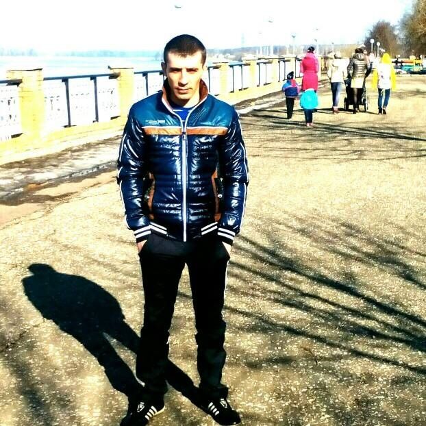  ,   Denis, 40 ,   ,   , c 