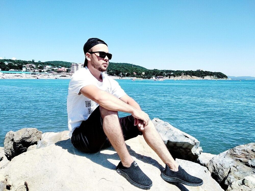  ,   Ravshan, 27 ,  