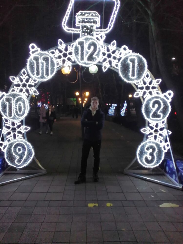  18625709  , 24 ,    