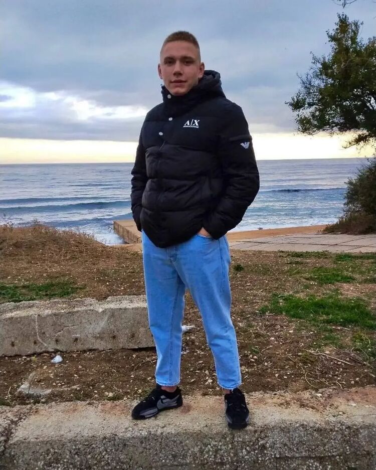  ,   , 24 ,   ,   