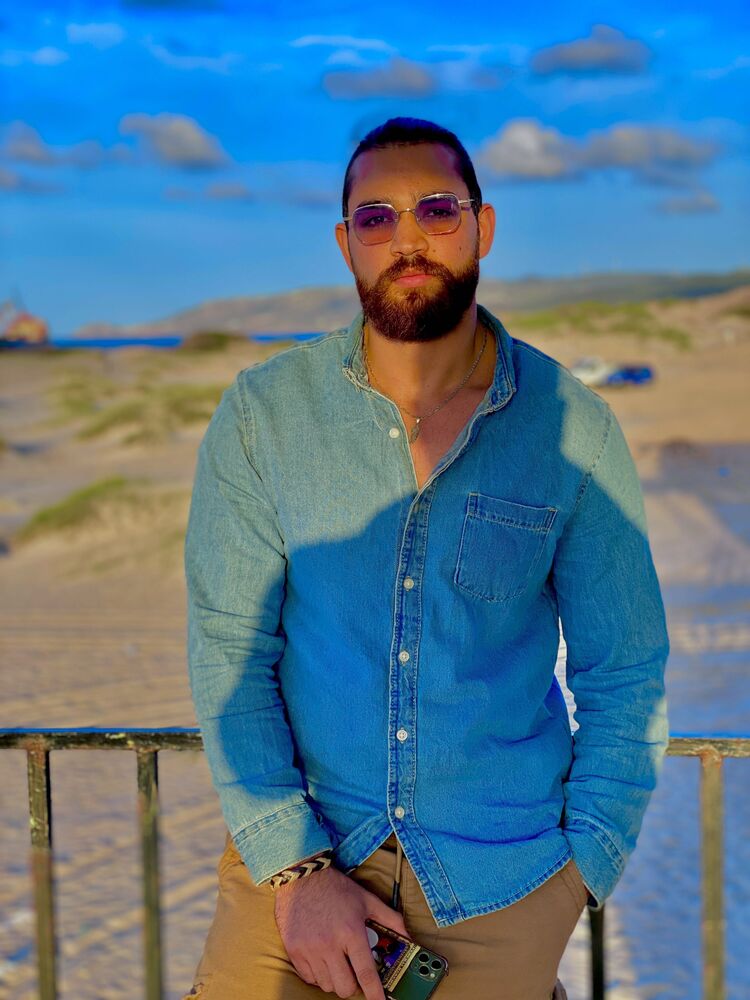  ,   Firas, 29 ,     , c 