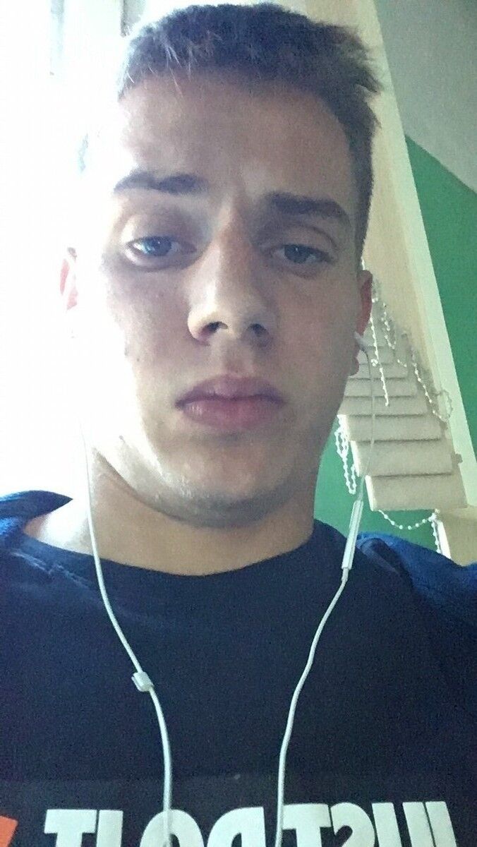  13823299  Sergey, 76 ,    