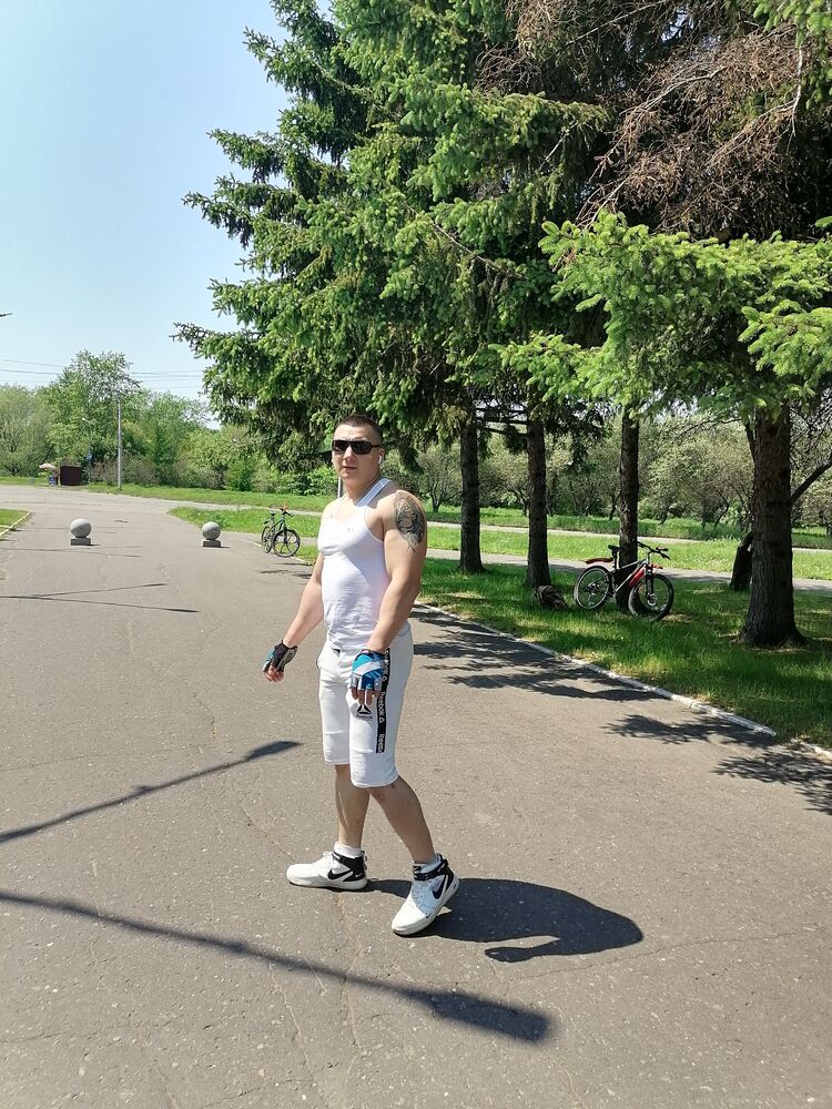  --,   Ruslan, 33 ,   ,   , c , 