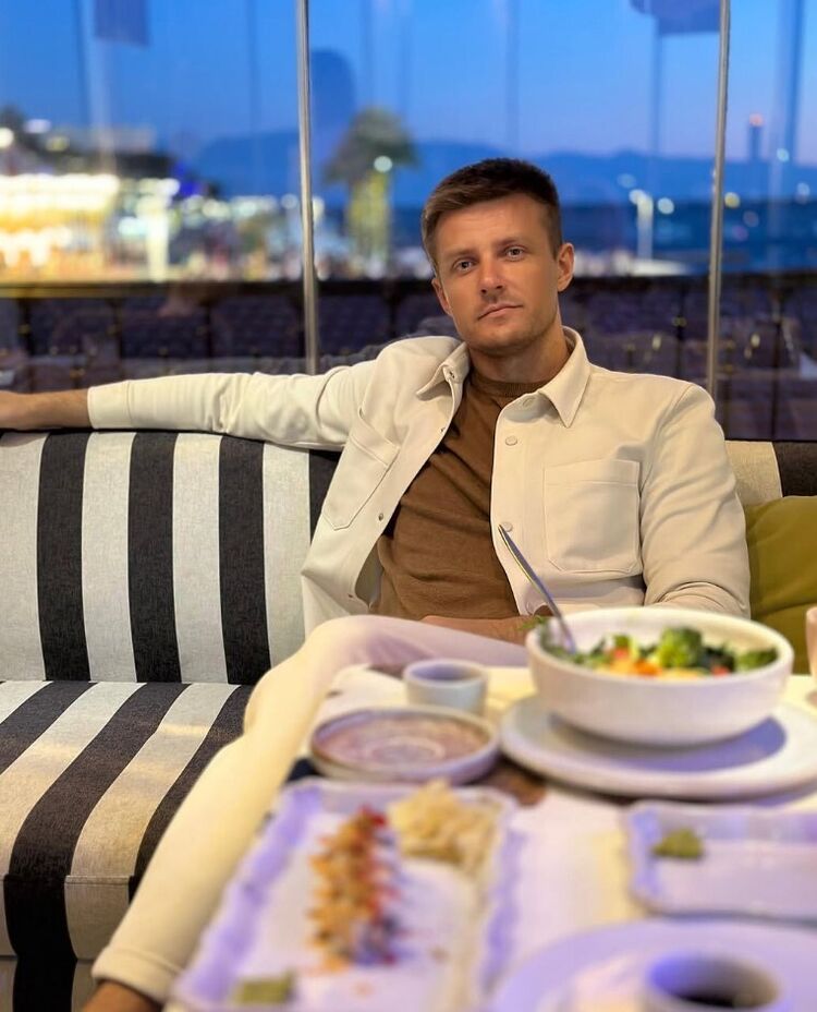  53914949  ALEX, 32 ,    