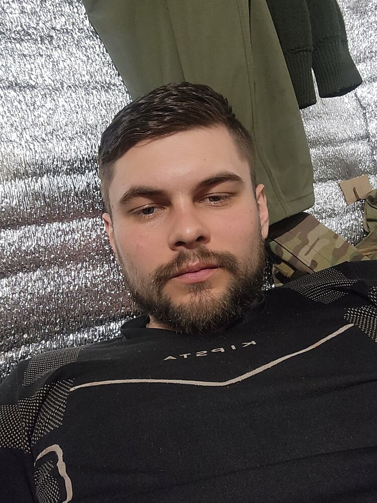  ,   Tony, 28 ,   ,   