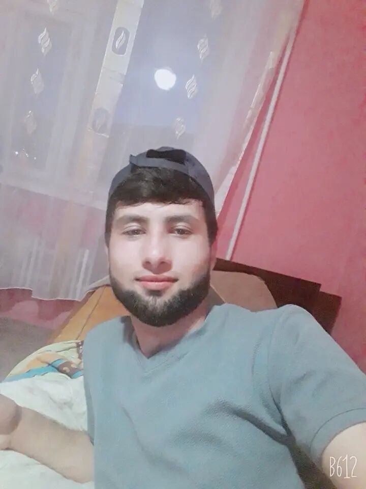  52209709  , 24 ,    