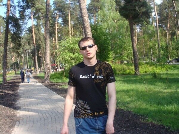  14585389  Oratovsky, 42 ,    