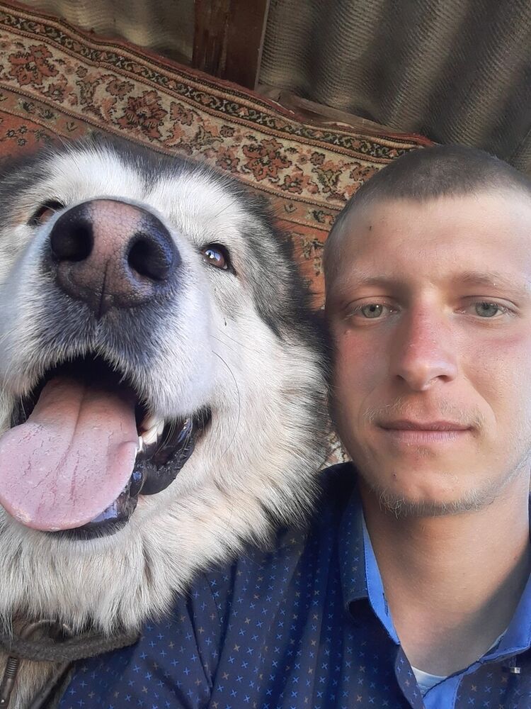 20239759  Kirill, 29 ,    