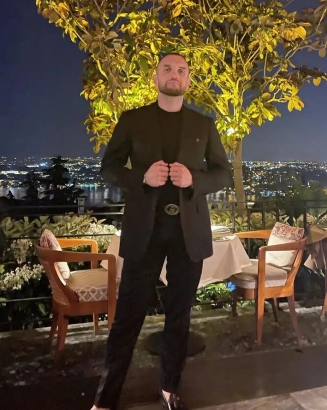  --,   , 44 ,   ,   
